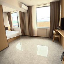 扎兰屯市蘑菇气镇森宝宾馆