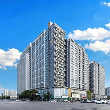 万信至格酒店(成都欢乐谷金府地铁站店)