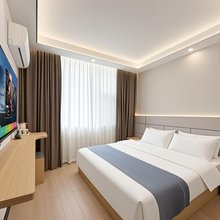 湖东宾馆(南门风情小吃街区信阳火车站店)