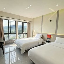 重庆泉鸿民宿(京东方文体中心店)