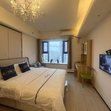 拾光公寓(红星爱琴海店)