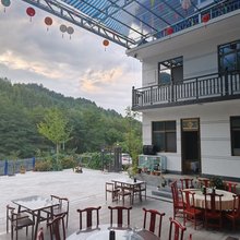青风阁民宿(麦积山石窟店)
