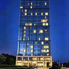 轩之恋精品影院公寓(南京南站地铁站店)