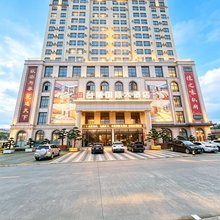 台鹰国际大酒店(东兴市高铁站二桥口岸店)
