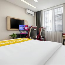 漫舟·电竞酒店(铜仁高铁站店)