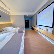 海螺沟阅山居花园度假民宿(磨西镇店)