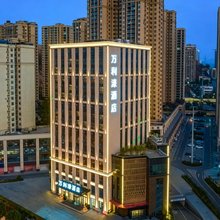 万利濠酒店(十堰汉江师范学院店)