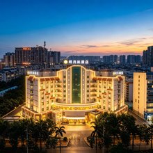 明月湖酒店(广西大学动物园地铁站店)