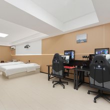 OK·智能电竞公寓(万达广场山东科技大学店)