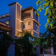哈尼·云居|TOPIC设计师智能观景美宿(太阳广场北回归线标志园店)