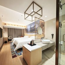格萨拉康酒店