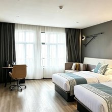 遇程影趣·Luxury电玩公寓(庐山高铁站店)