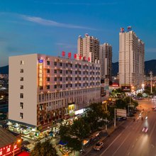 雅斯特精选酒店(百色高铁站店)