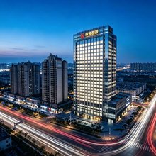 隅舍·YUUSHE 江景轻居(广州珠江新城潭村地铁站店)