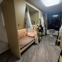 落魄山青年旅舍