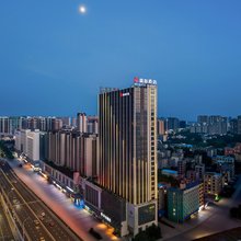 钦州奥林酒店(长融世贸广场钦州东站店)