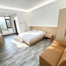 温馨民宿(梧州站店)