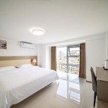 沐光小筑民宿(中环赞城店)