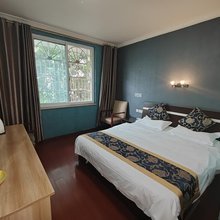 乐山翠云阁商务酒店