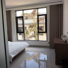 栖树客栈(黔西南民族职业技术学院店)