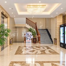 金达莱商务宾馆(西宁城东万达广场店)