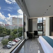昭通四季宾酒店(省耕山水店)