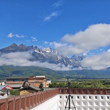 与山与你·观山纪｜原木庭院·雪山全景度假美宿(白沙古镇店)