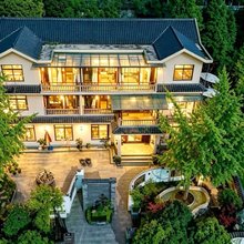 赏岳·古风美倦设计师温泉独栋别墅(都江堰中华大熊猫苑店)