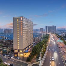 维纳斯国际酒店(湖南国际会展中心马栏山地铁站店)