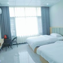 鸿运名宿