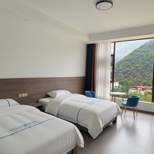 理县傍峦听蝉民宿(上孟乡店)