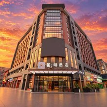 佛山铂啡酒店(张槎华南创谷店)