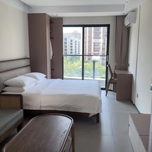 龙栖阳光度假酒店(乐东站店)