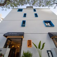 夏海琼楼·海边民宿(三亚大东海店)