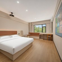 星途美宿(净月大学城店)