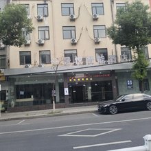 景悦智能酒店(安义南昌职业大学店)