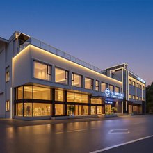 亭怡·湖畔花园酒店(开封清明上河园万岁山店)