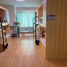 追梦青年青旅(中央城财富街店)