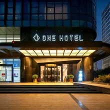 ONE·酒店(河南商会大厦高铁东站店)