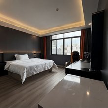 亚信电竞酒店(海南工商职业学院店)