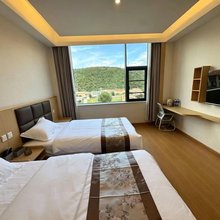 红原慈悲酒店