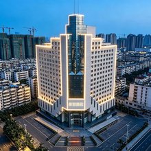 柏丽泉智酒店(鹤山广场店)