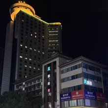 岚酒店(株洲火车站芦淞服饰城店)