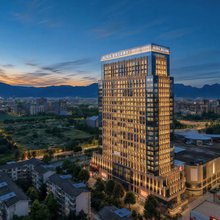 亚美云朵酒店 (都江堰乐佳广场离堆公园站店)