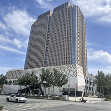 东方银座国际酒店(东北大马路地铁站店)