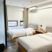 海卿雲逸电竞酒店