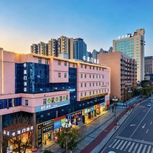 龙门酒店(内江万达广场高铁北站店)