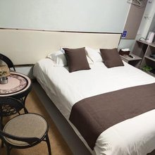 无锡圆之芳旅馆(无锡五爱广场地铁站店)