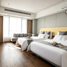 陌野影宿艺术民宿(西昌邛海17度店)