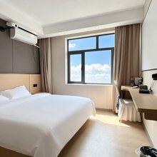 颐珵乐选酒店(河南大学金明广场店)